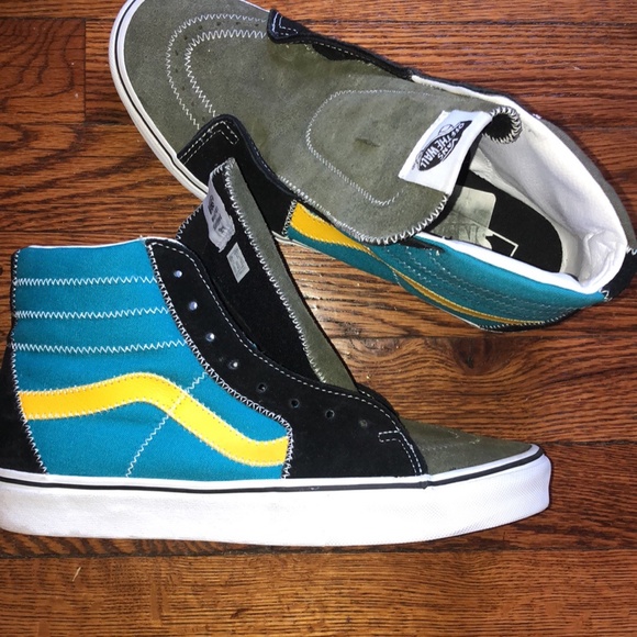 Vans High Top Sneaker M7.5/W9 - Picture 3 of 6